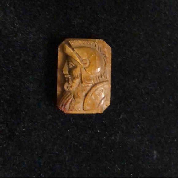 Antique Vintage Carved Tigers Eye Left Facing Roman Soldier Cameo NOS - Picture 5 of 5